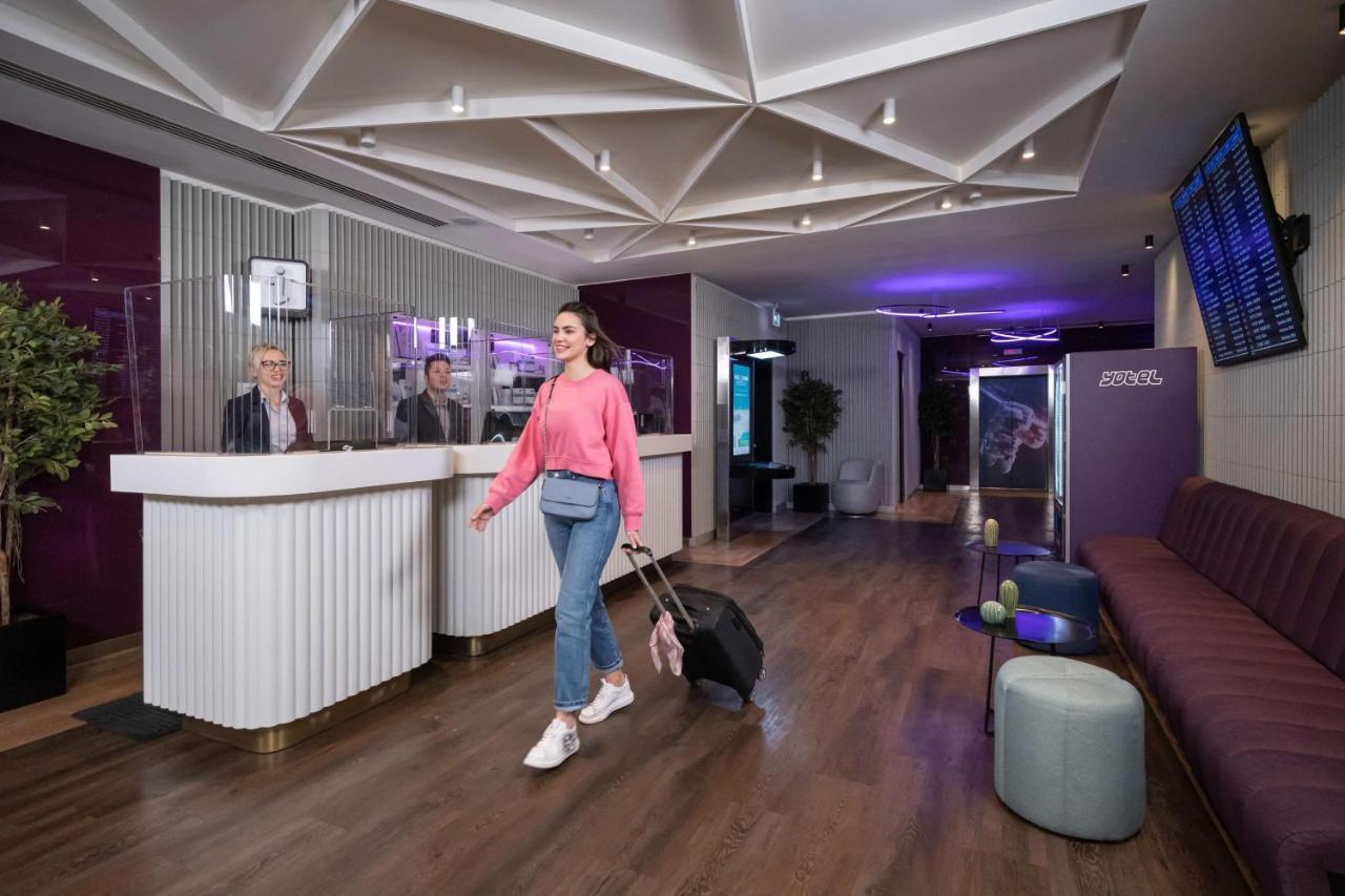 Yotelair Istanbul Airport, Duty Free - International Transit Area Exteriér fotografie