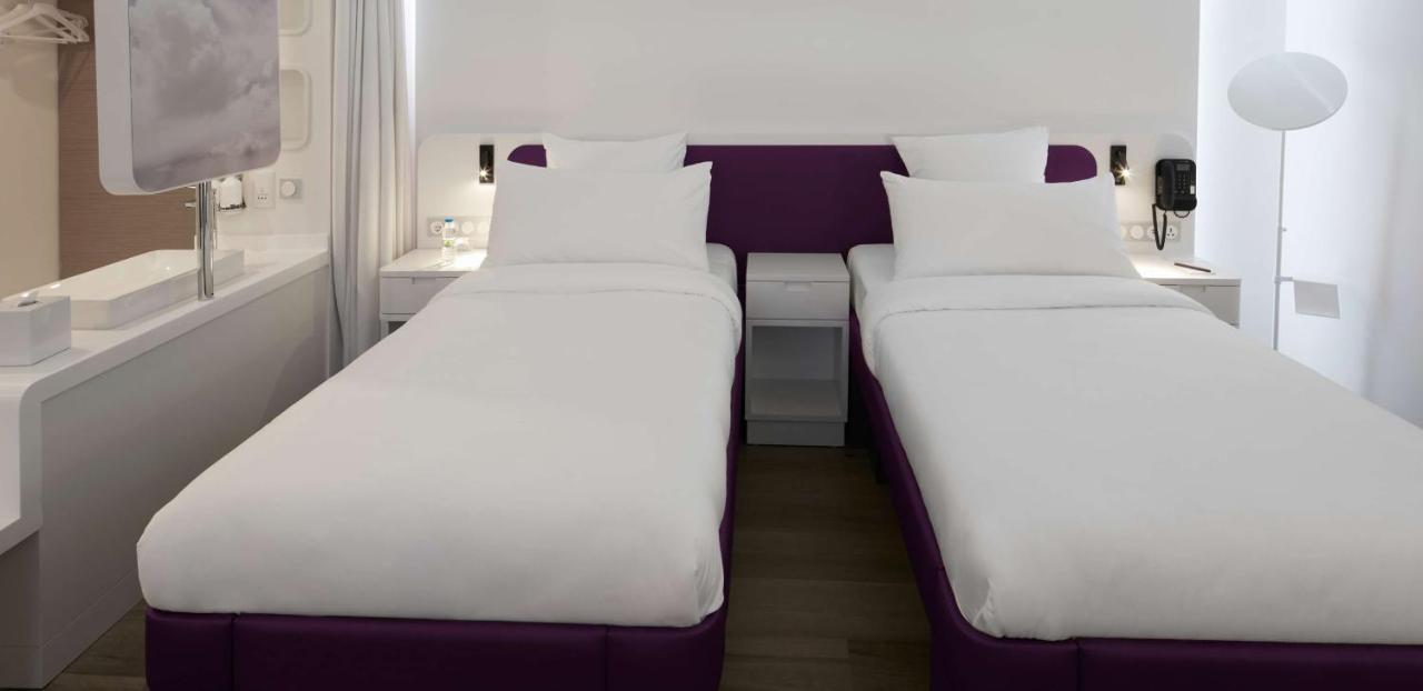Yotelair Istanbul Airport, Duty Free - International Transit Area Exteriér fotografie