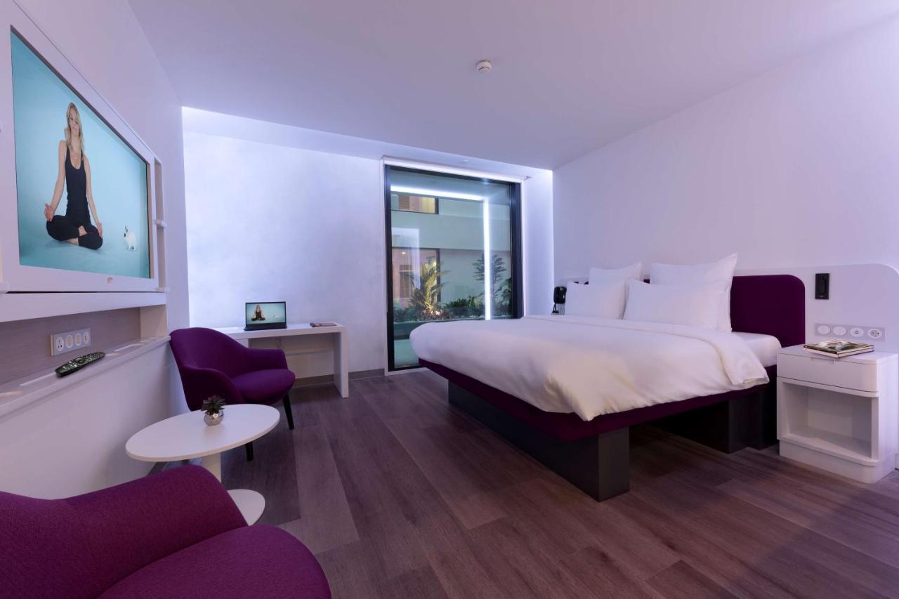 Yotelair Istanbul Airport, Duty Free - International Transit Area Exteriér fotografie
